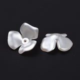 Acrylic Pearly Ivory flowers with 3-petals