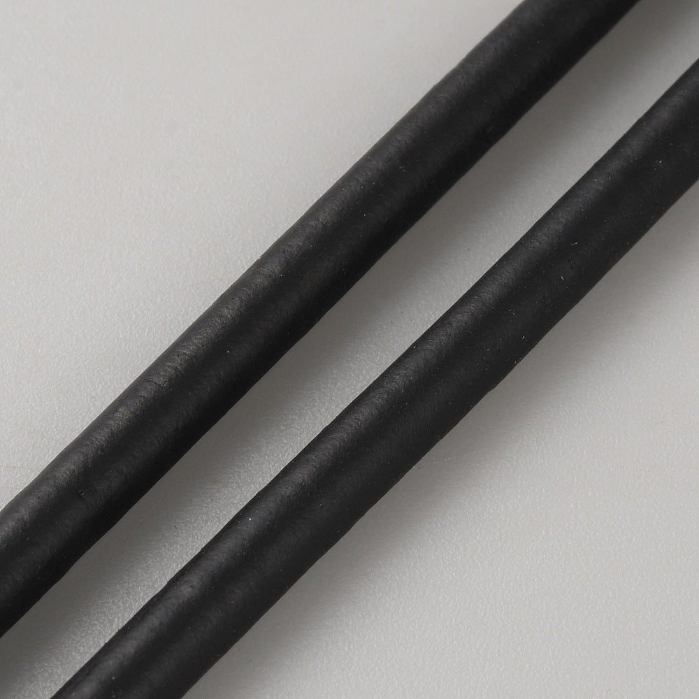 Black, round, pressure-sensitive rubber strip, 5 mm. Long 4mts