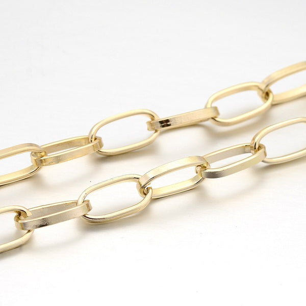 Chain Aluminum Light Gold Oval   15.5x8x1 mm (5mts)
