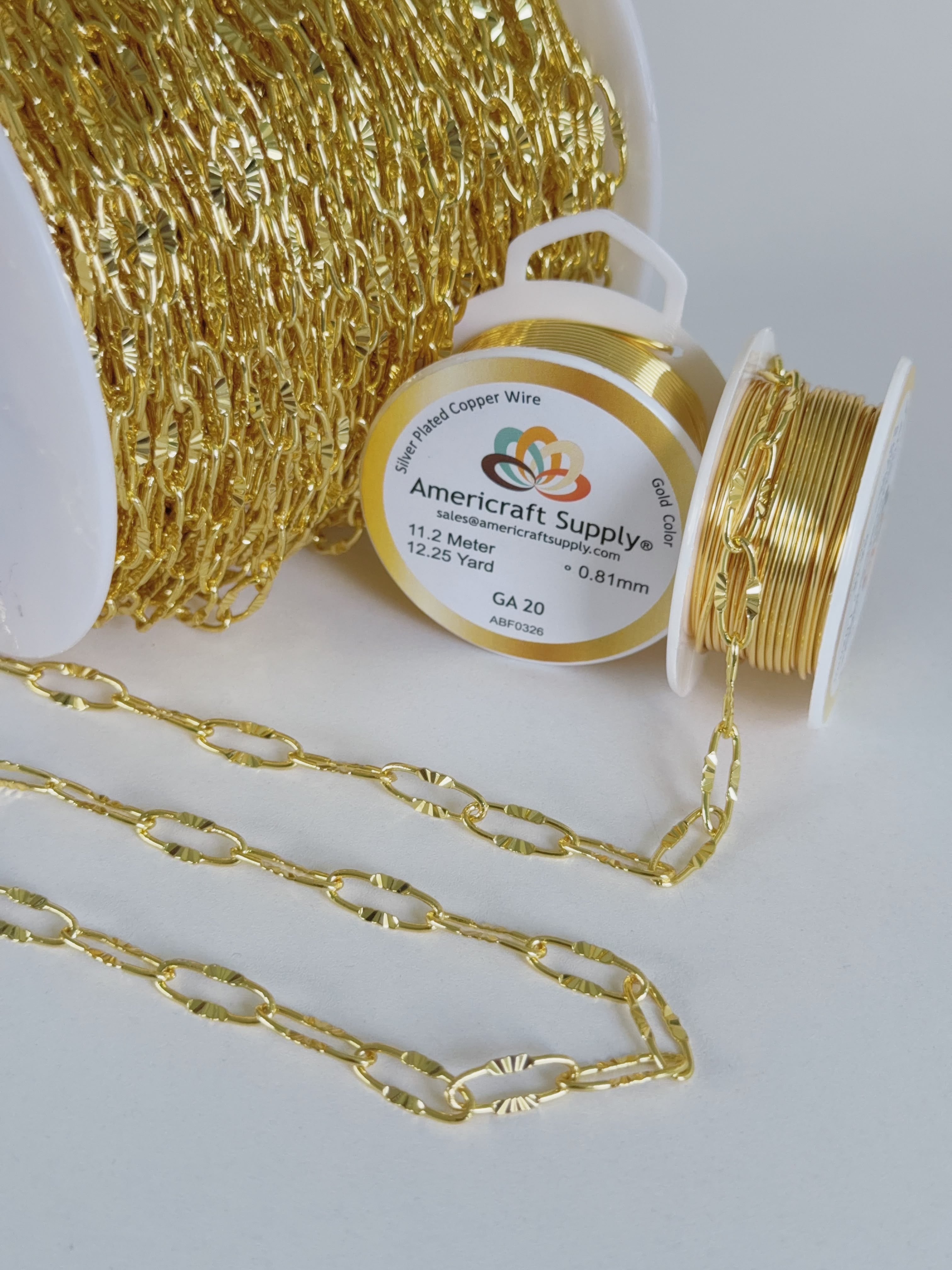 Gold Color Chain for Jewelry Making by the Meter. Oval 14.3 x 5.7 x 0.9mm  Hole 12.4 x 2.6mm